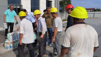 高溫慰問(wèn)到基層，清涼關(guān)懷入人心